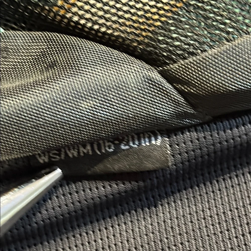 OSPREY Kyte 46 Frame Backpack WS/WM (16-20 in) Gray w/ Teal Accent - Picture 3 of 4